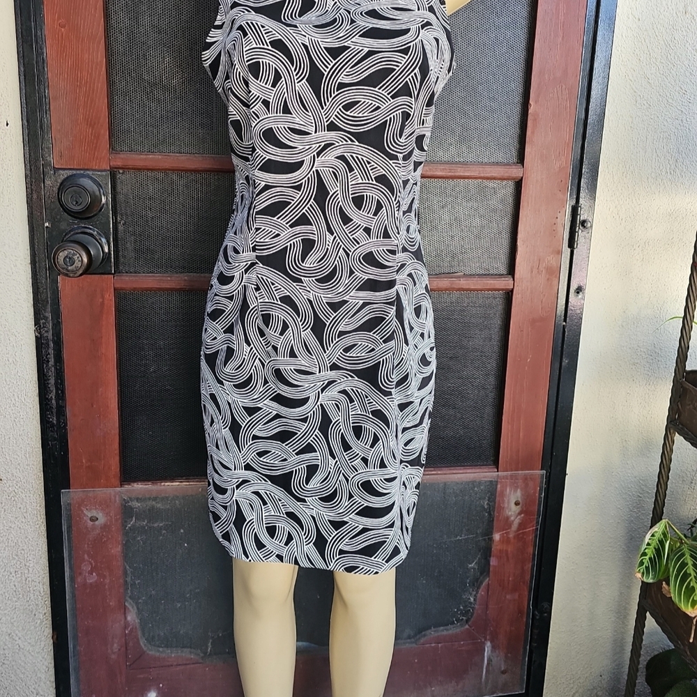 Elegant Black and White Patterned Dress